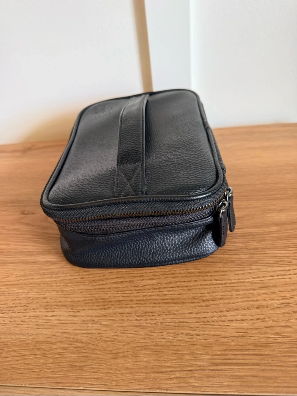 Rad Rev Jetsetter Pebble Black Cosmetics Makeup Travel Case